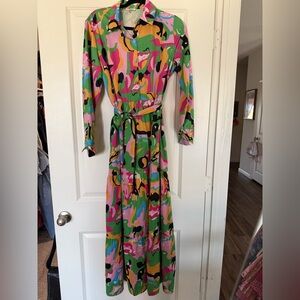 Abstract Multi-Color Tie-Waist Maxi Dress in Green and Pink